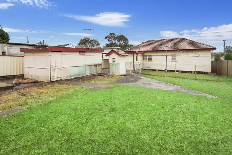 Fourth view of Homely house listing, 29 Leabons Lane, Seven Hills NSW 2147