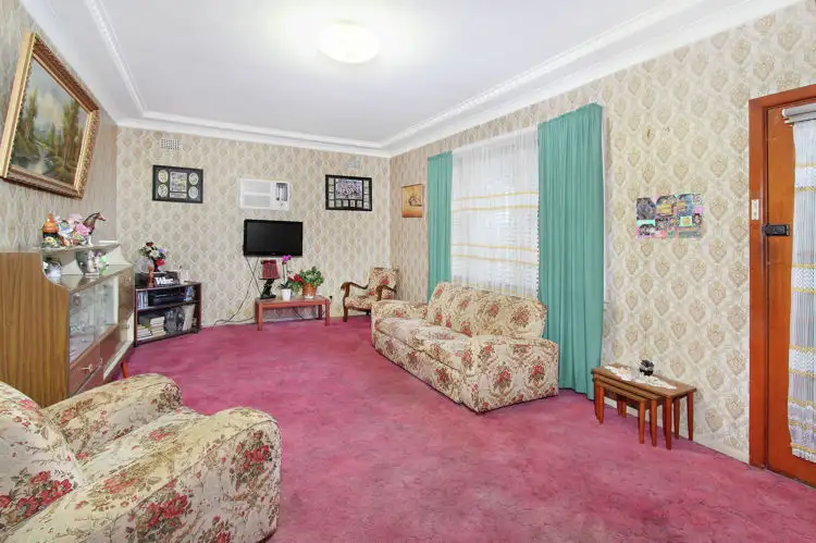 Fifth view of Homely house listing, 29 Leabons Lane, Seven Hills NSW 2147
