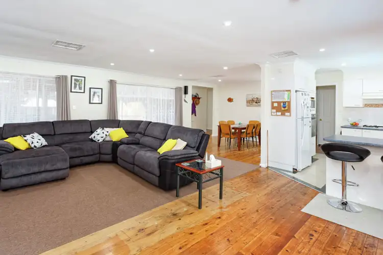 Third view of Homely house listing, 6 Lansdowne Avenue, Lake Albert NSW 2650