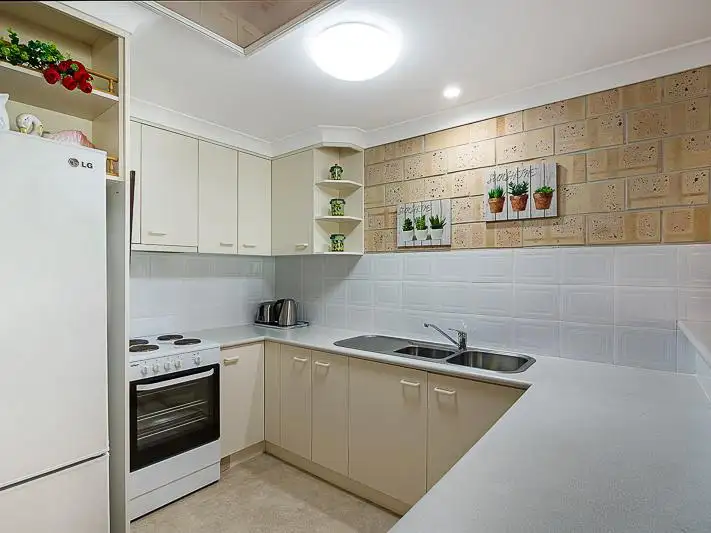 Main view of Homely unit listing, 3/242 Spring Street, Kearneys Spring QLD 4350
