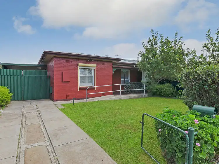 18 Harrow Crescent, Salisbury North SA 5108