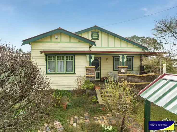 127 Jeffrey Street, Armidale NSW 2350