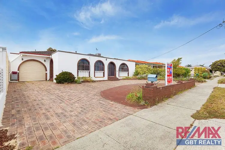 316 Flinders Street, Nollamara WA 6061