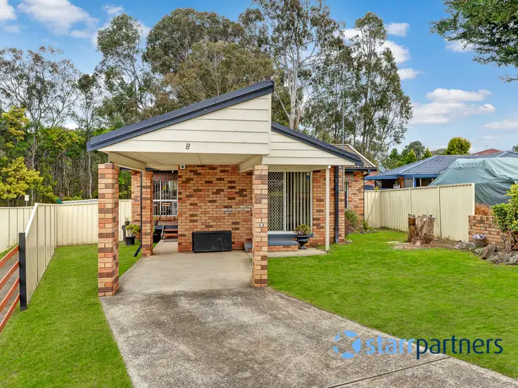 8 Tungoo Place, St Helens Park NSW 2560