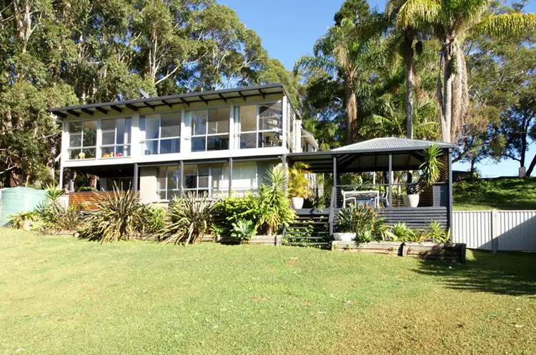 7 Gum Tree Glen, Sapphire Beach NSW 2450