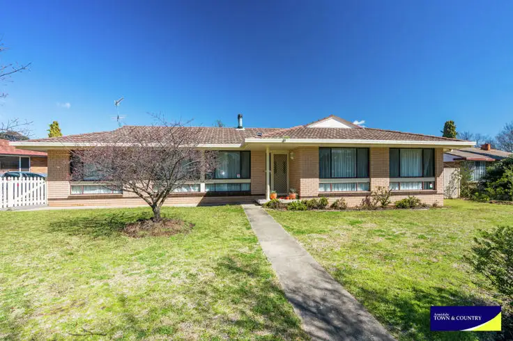 10 Robina Crescent, Armidale NSW 2350
