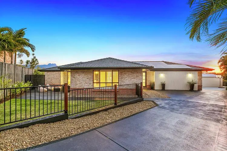 12 Underwood Street, Wakerley QLD 4154