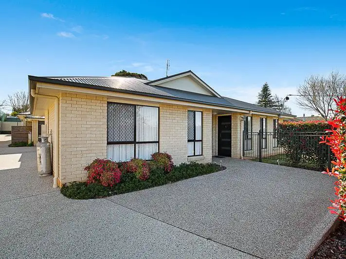 Main view of Homely unit listing, 1/47 Hoey Street, Kearneys Spring QLD 4350
