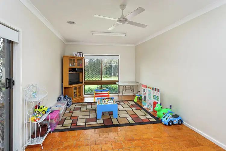 Fourth view of Homely house listing, 11 Pinaroo Drive, Glenfield Park NSW 2650