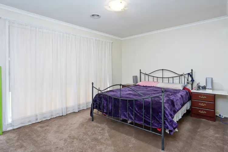 Fifth view of Homely house listing, 11 Pinaroo Drive, Glenfield Park NSW 2650