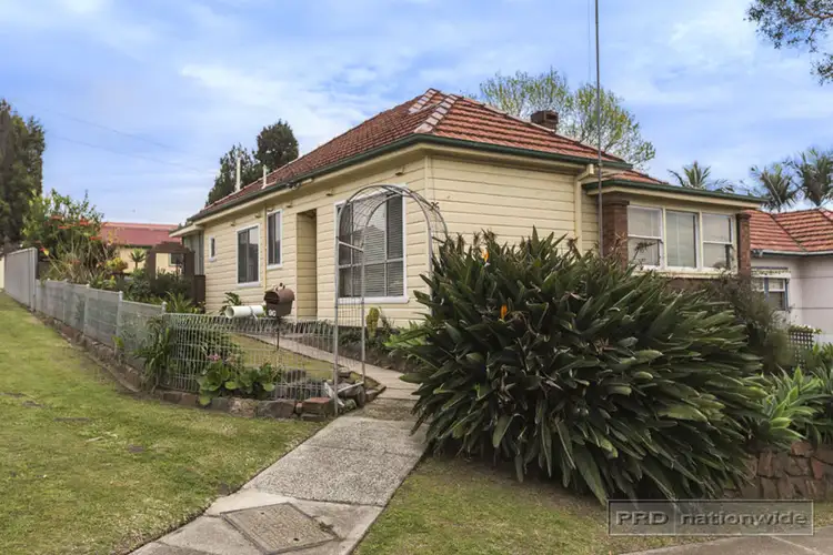 96 Lorna Street, Waratah West NSW 2298
