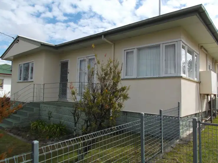 28 Denham Street