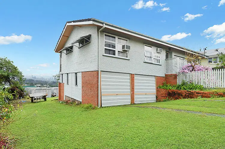 Second view of Homely house listing, 20 Dagmar St, Holland Park West QLD 4121