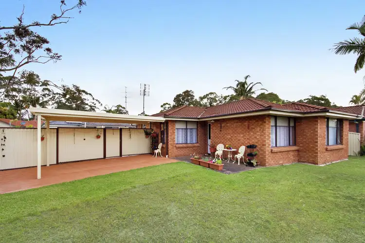 8 Canberry Close, Buff Point NSW 2262