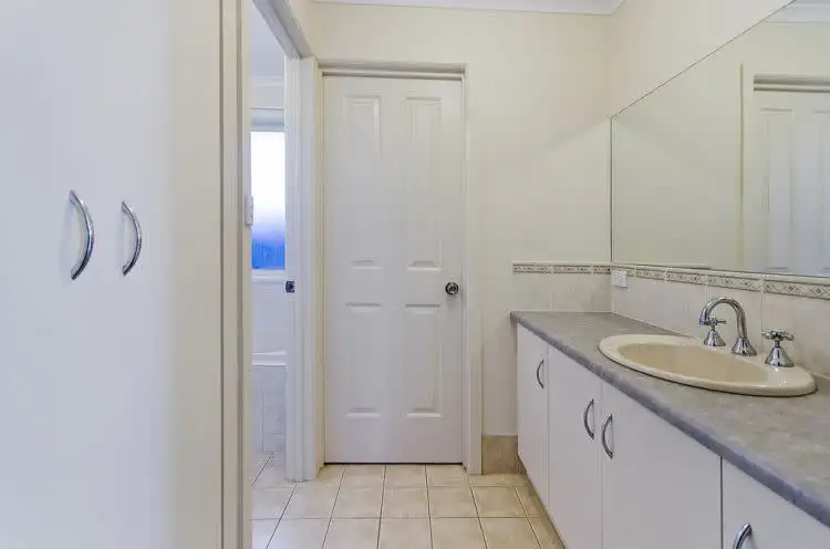 Sixth view of Homely house listing, 5 Lime Court, Munno Para West SA 5115