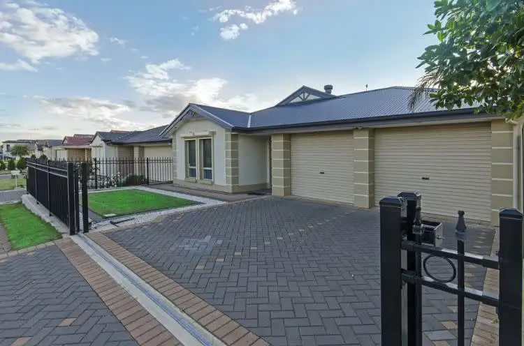 Second view of Homely house listing, 5 Park Street, Parafield Gardens SA 5107