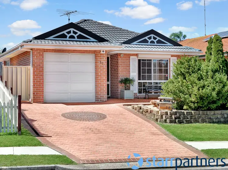 20 Crommelin  Cres, St Helens Park NSW 2560