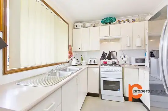 Second view of Homely villa listing, 2/41 Bringelly Road, Kingswood NSW 2747