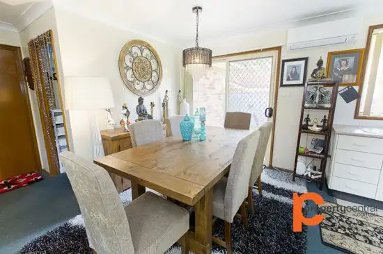 Third view of Homely villa listing, 2/41 Bringelly Road, Kingswood NSW 2747