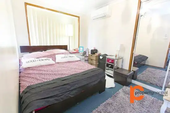 Fifth view of Homely villa listing, 2/41 Bringelly Road, Kingswood NSW 2747