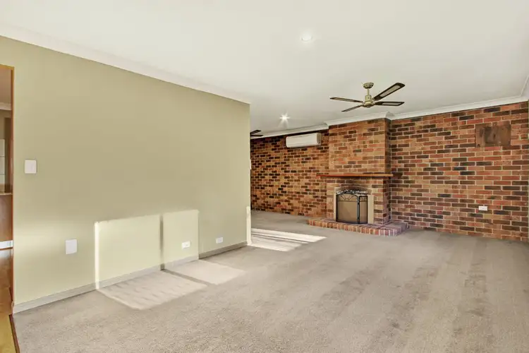 Fifth view of Homely house listing, 2 Barbara Street, Camira QLD 4300