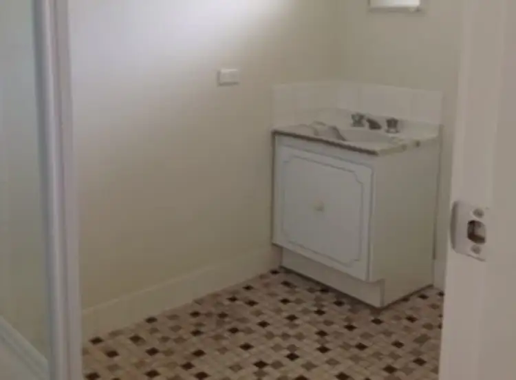Fourth view of Homely unit listing, 3/60 Kathleen Street, Tamworth NSW 2340