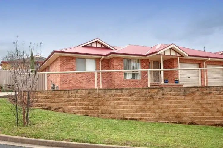 26 Cassia Way, Junee NSW 2663