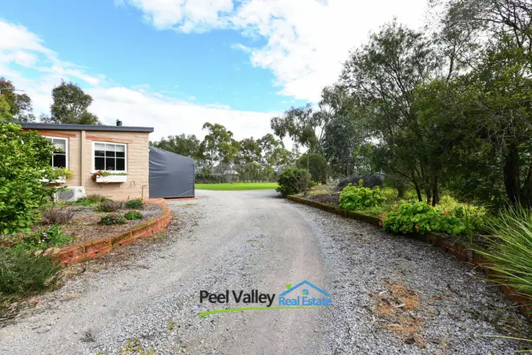 12 Coorigil Street, Tamworth NSW 2340