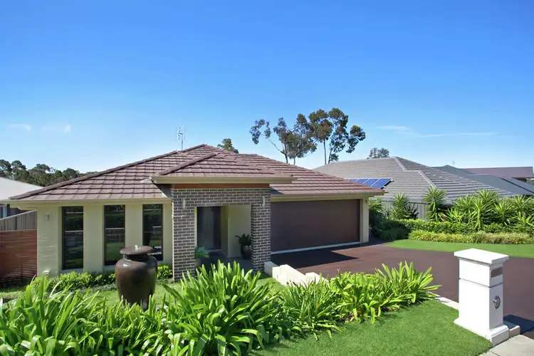 48 Kingfisher Drive, Fletcher NSW 2287