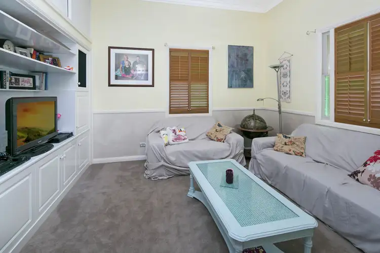 Second view of Homely house listing, 28 Kingsley Tce, Wynnum QLD 4178
