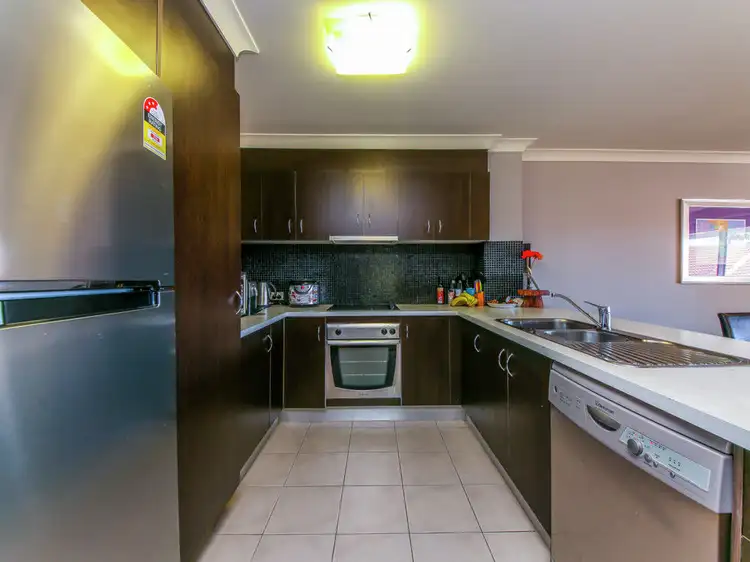 19/22 Oleander Avenue, Biggera Waters QLD 4216