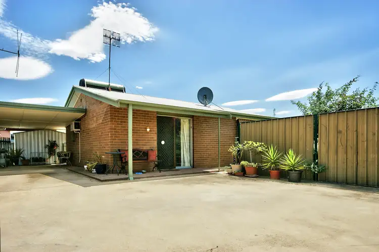 Main view of Homely house listing, 2/427 Harfleur Street, Deniliquin NSW 2710