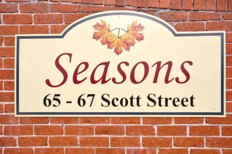 Third view of Homely retirement listing, 4/65-67 Scott Street, Tenterfield NSW 2372