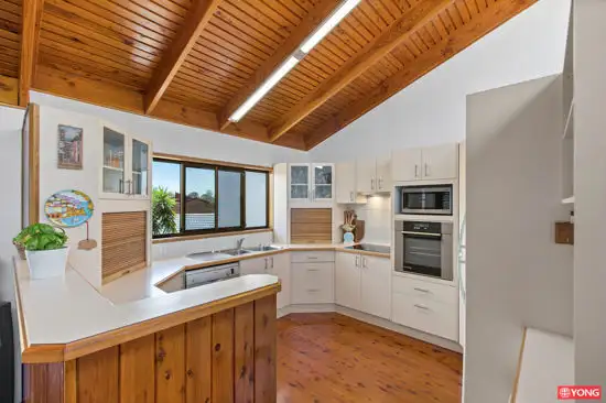Sixth view of Homely house listing, 33 Rossmoya St, Carindale QLD 4152