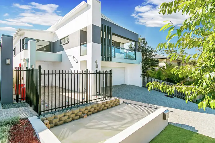 4 Hollow Crescent, Narangba QLD 4504