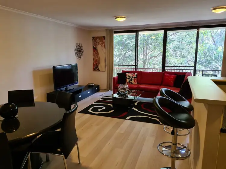 74/106 Crimea Road
