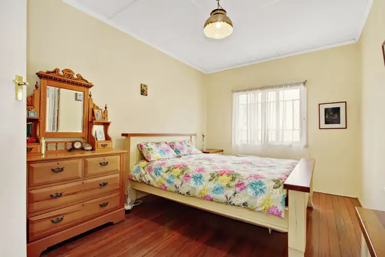 Fifth view of Homely house listing, z264 Wynnum North Road, Wynnum QLD 4178