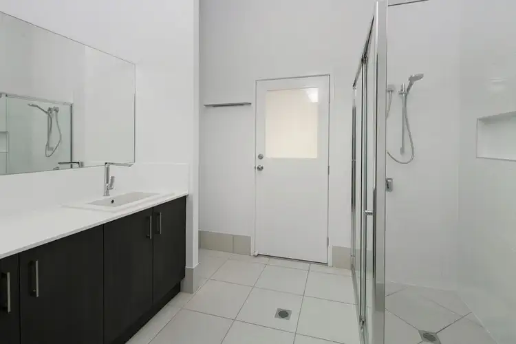 Sixth view of Homely house listing, 8 Parramatta St, Manly QLD 4179