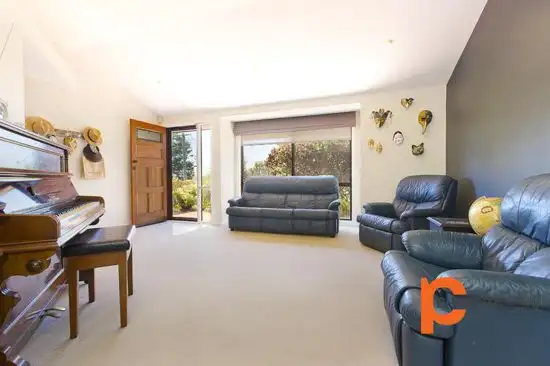 Second view of Homely house listing, 4 Eric Close, Emu Plains NSW 2750