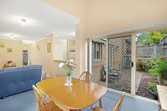 Fourth view of Homely villa listing, 2/52 Brougham Street, East Gosford NSW 2250