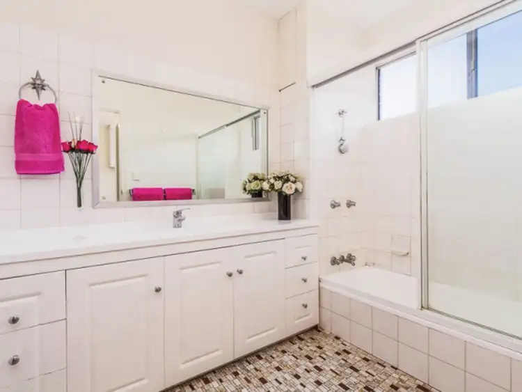 Fourth view of Homely unit listing, 4/45 Kirkland Avenue, Coorparoo QLD 4151