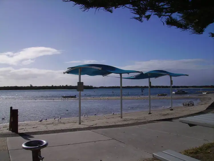 7/19 Middle Street, Labrador QLD 4215