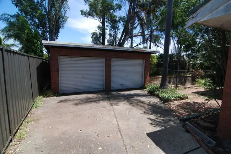Second view of Homely house listing, 2 Hart Place, St Clair NSW 2759