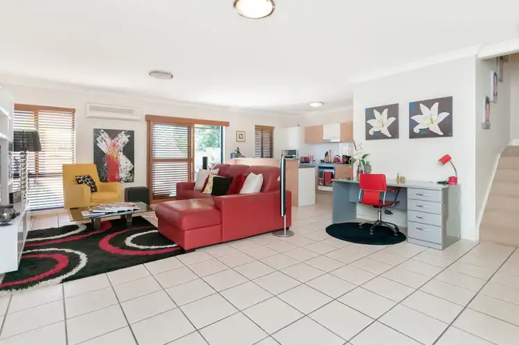 Sixth view of Homely unit listing, 2/5 Central Avenue, Mount Ommaney QLD 4074
