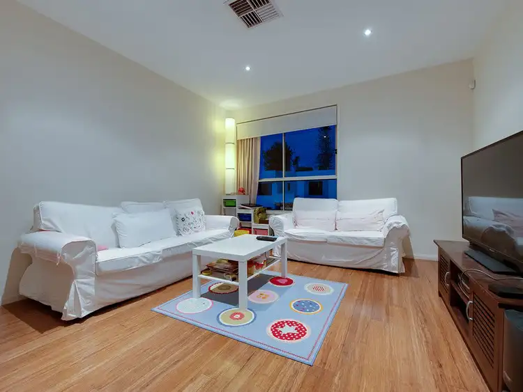Fifth view of Homely house listing, 10 Hoop Pine Place, Sunnybank Hills QLD 4109
