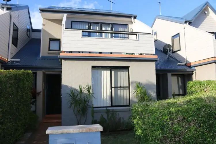 Main view of Homely house listing, 4/17-21 Mary Street, Gorokan NSW 2263