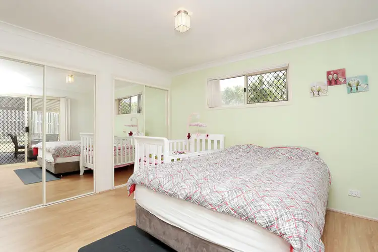 Fourth view of Homely house listing, 18 Moneghetti Pl, Calamvale QLD 4116