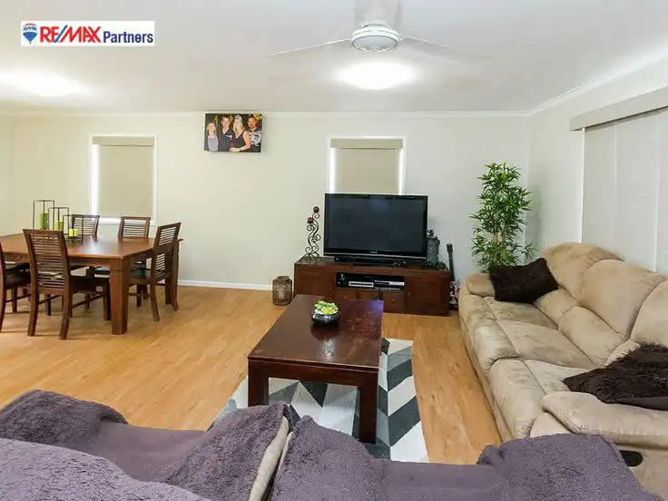 25 Fairway Dr, Urraween QLD 4655