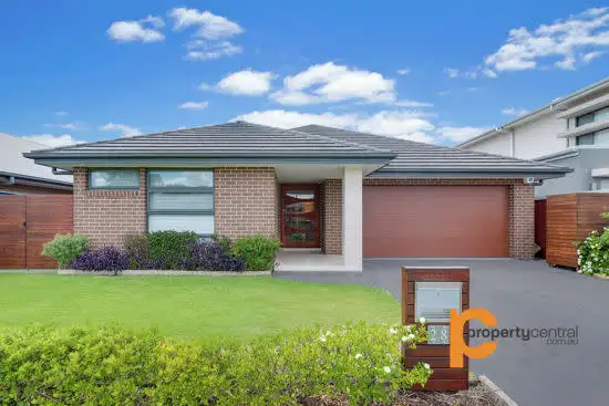 Main view of Homely house listing, 28 Avocet Circuit, Cranebrook NSW 2749
