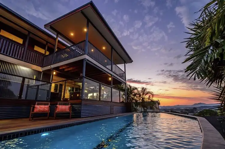 36 Smith Street, West Gladstone QLD 4680